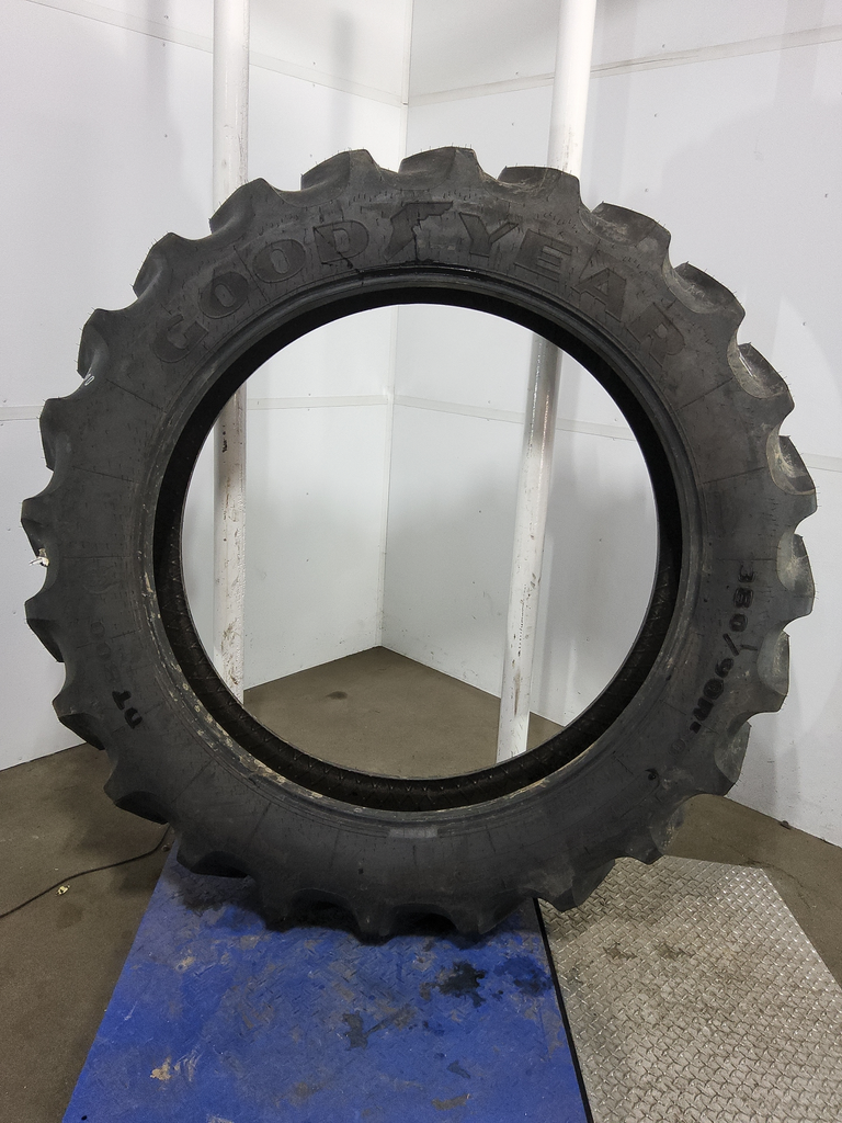 380/90R50 Goodyear Farm DT800 Optitrac R-1W 99%