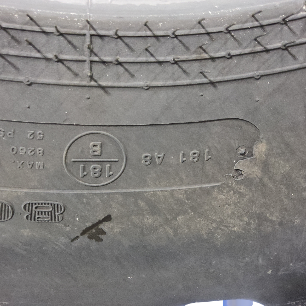 800/70R38 Goodyear Farm DT820 HD Super Traction R-1W 181B 80%