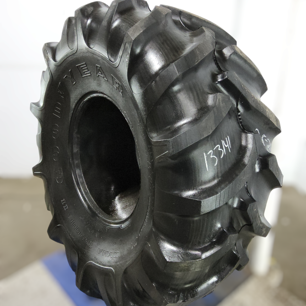 28L-26 Goodyear Farm Dyna Torque II R-1 F (12 Ply)