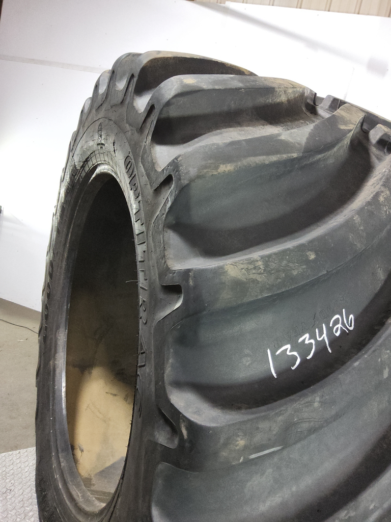 LSW1400/30R46 Goodyear Farm Optitrac R-1W 189D 80%