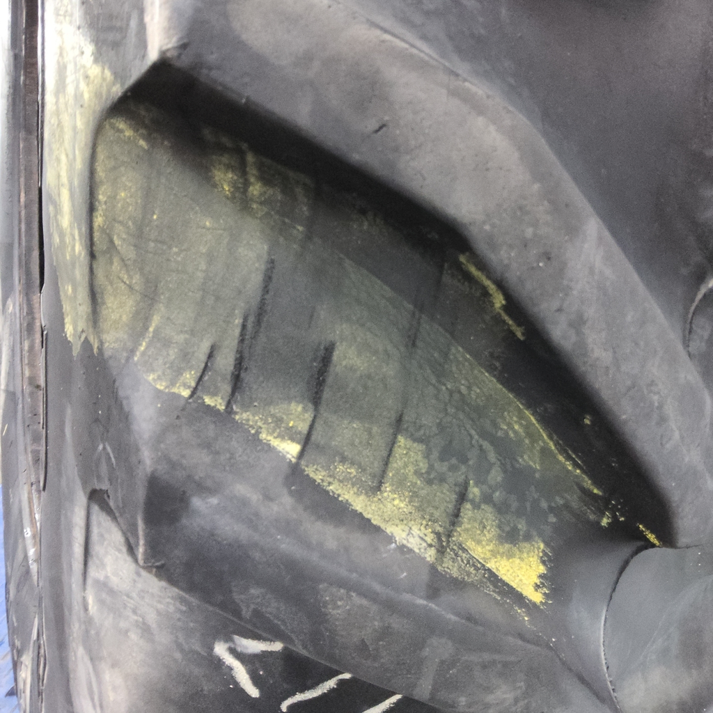 18.4R42 Goodyear Farm Dyna Torque Radial R-1 148A8 85%