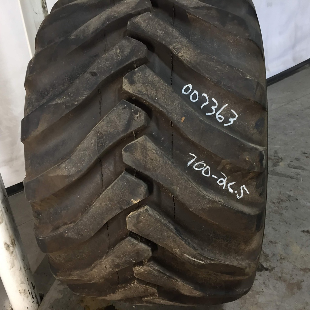 7.00/-15 BKT Tires PL 801 Forklift, G (14 Ply)