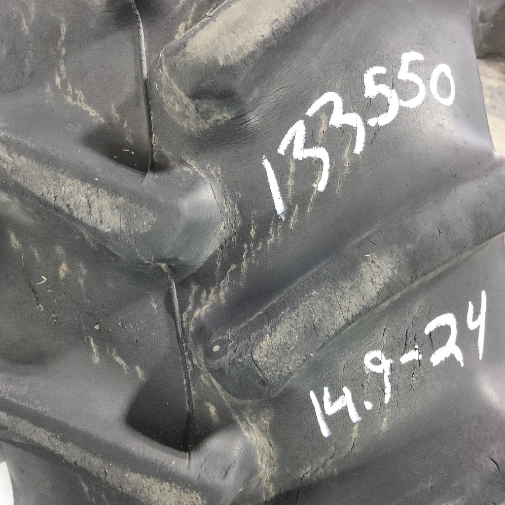 14.9-24 Firestone Super All Traction II 23 R-1 C (6 Ply), 75%