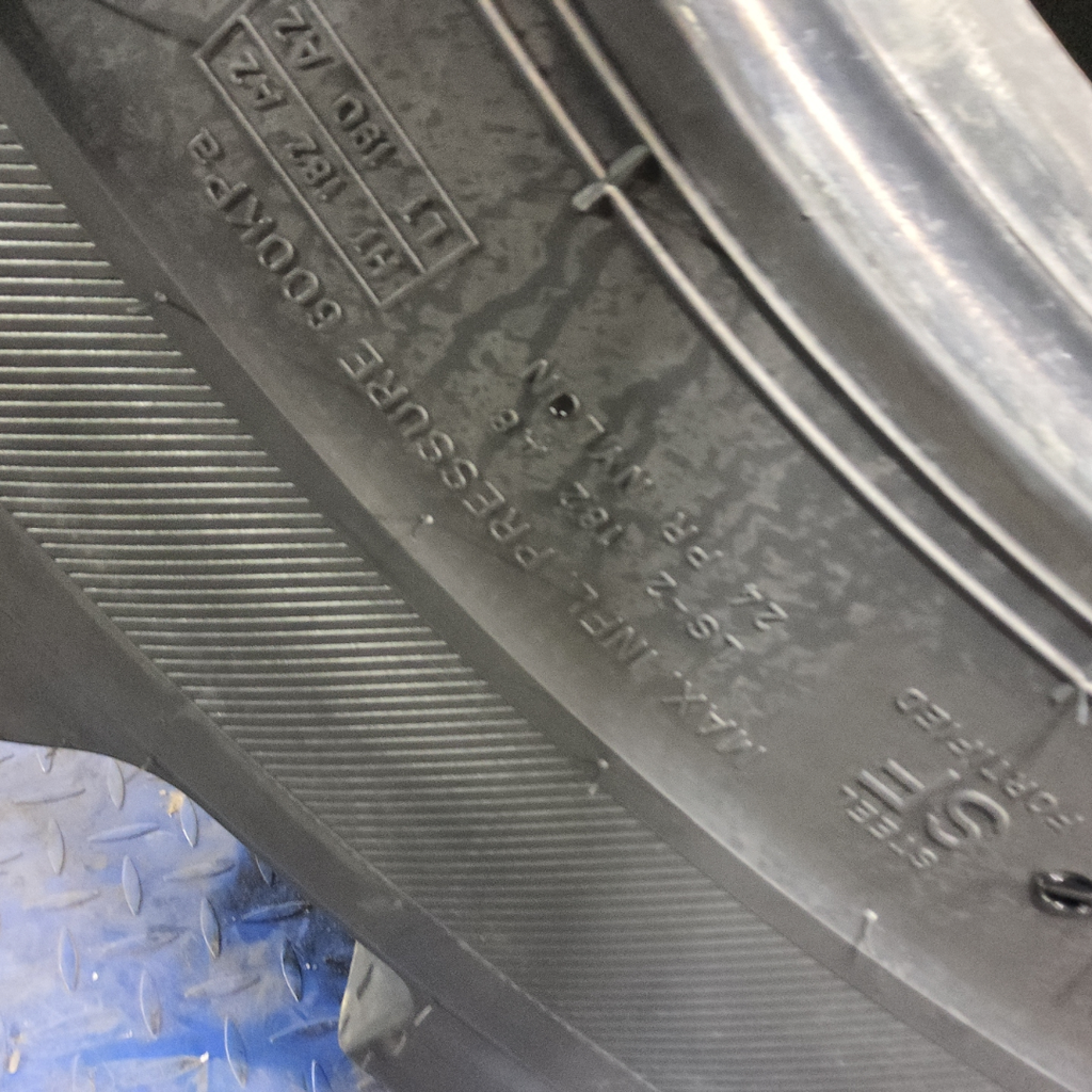 780/50-28.5 Nokian Forest King TRS 2 L-2 N (24 Ply), 182A2 99%