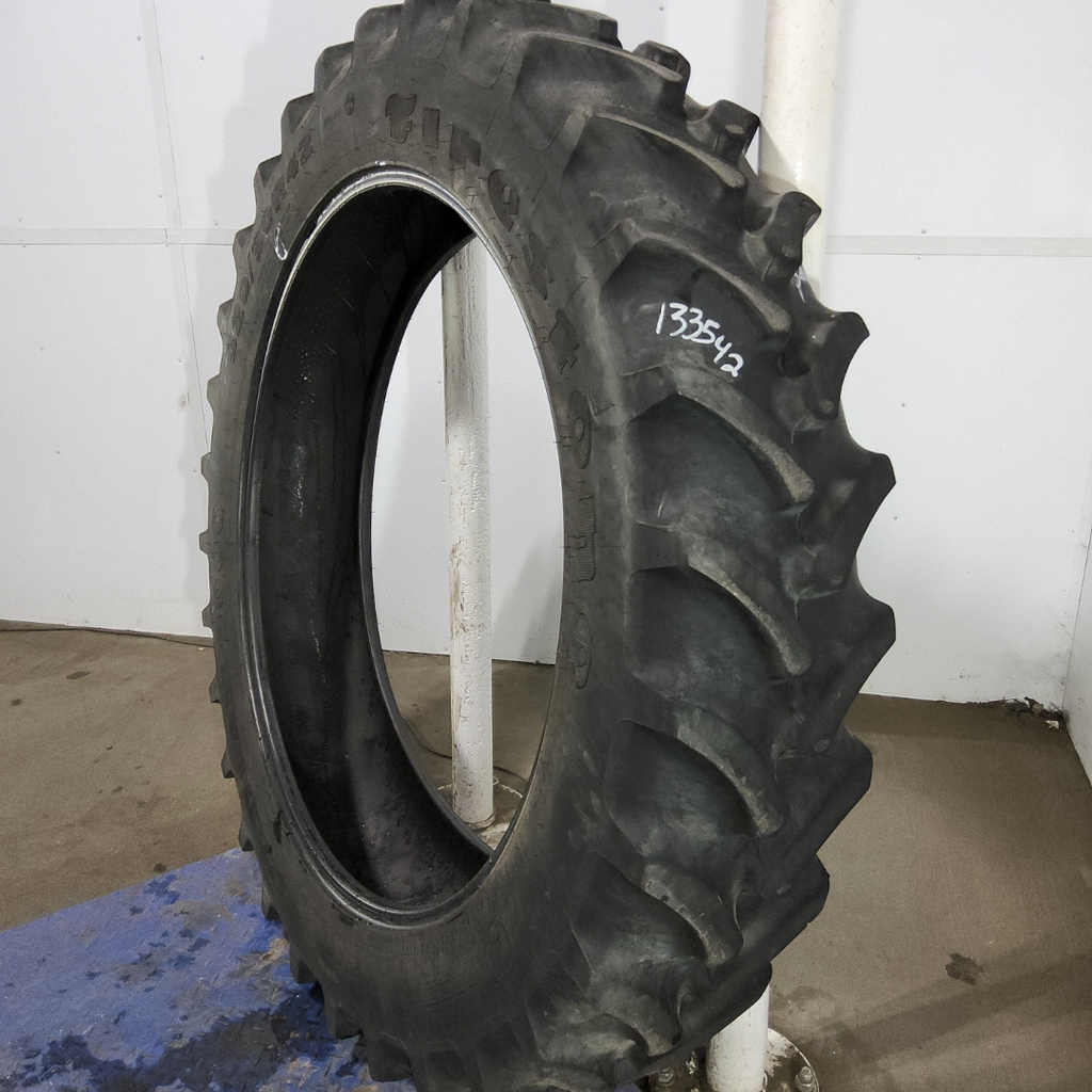 320/90R42 Firestone Radial 9000 R-1W 139A8 65%