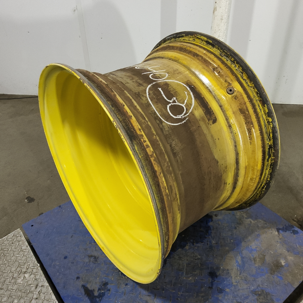 20"W x 30"D, John Deere Yellow 12-Hole Spun Disc