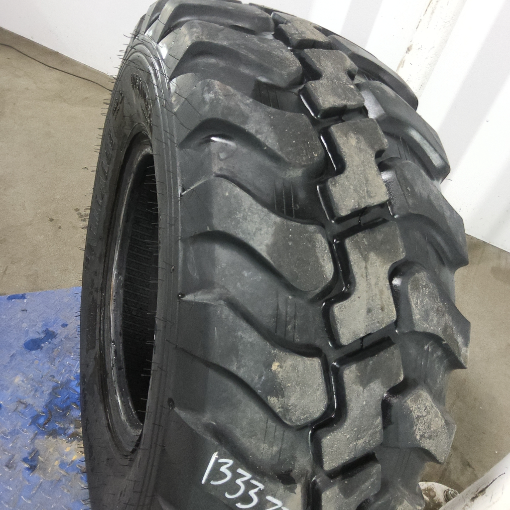 405/70R20 Alliance 606 Radial Backhoe SB R-4 143B