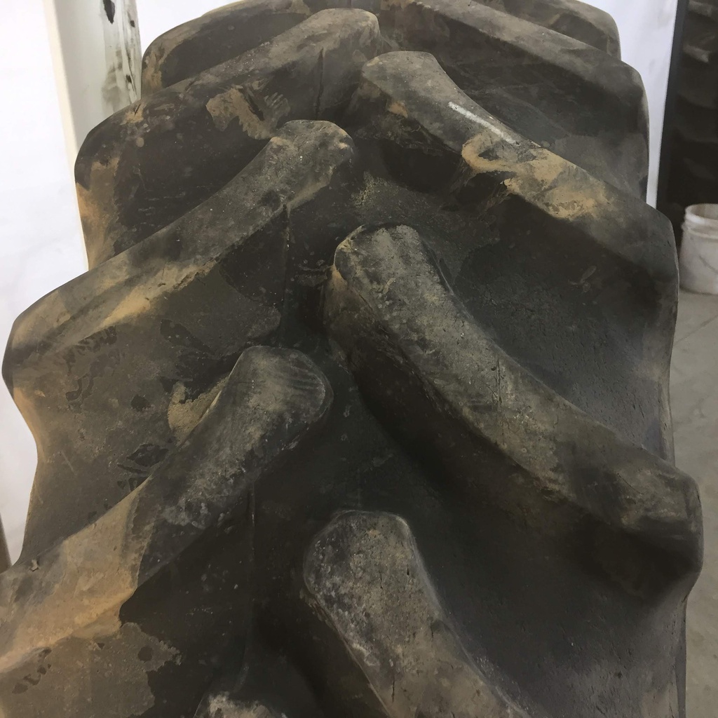 420/90R30 Firestone Radial All Traction FWD R-1 142 B 75%