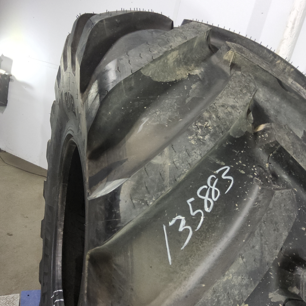 750/65R26 Michelin MegaXBib R-1W 166A8 99%