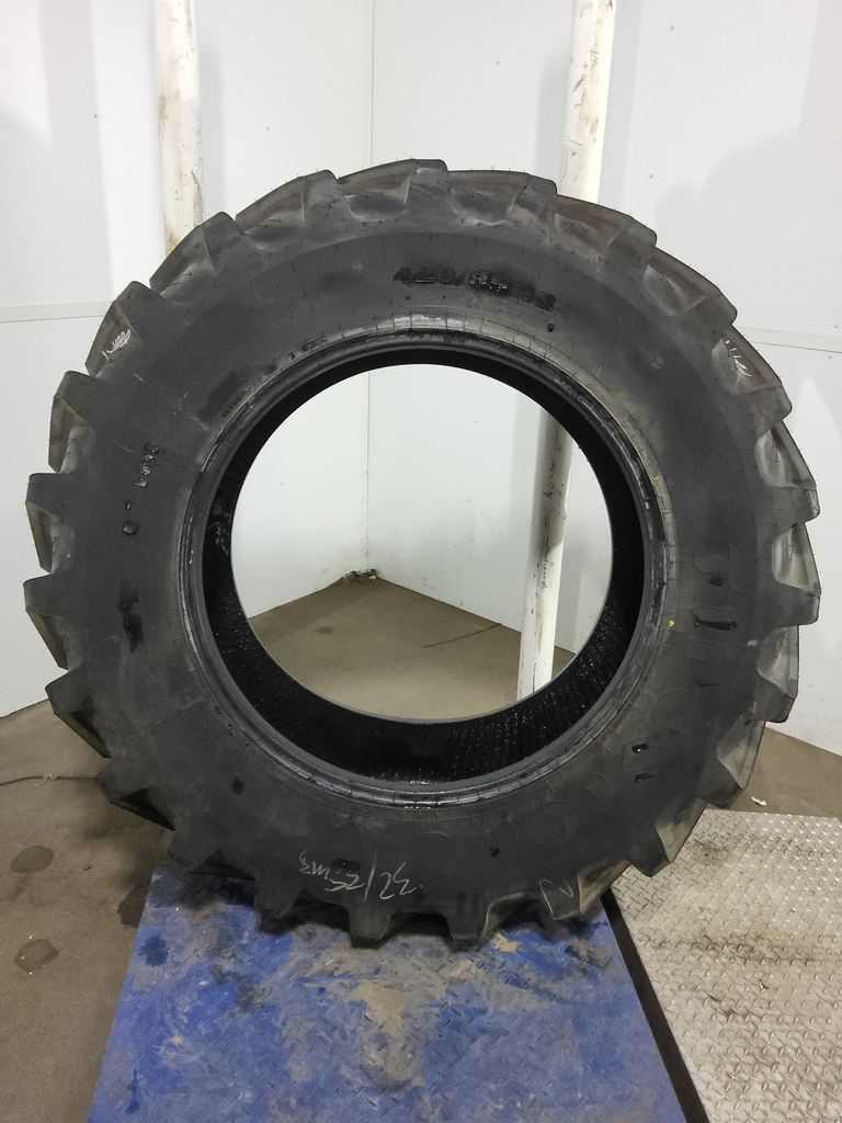 420/85R34 Firestone Maxi Traction R-1W 147D