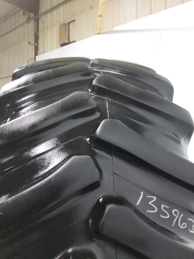 800/70R38 Firestone Radial Deep Tread 23 R-1W 70%