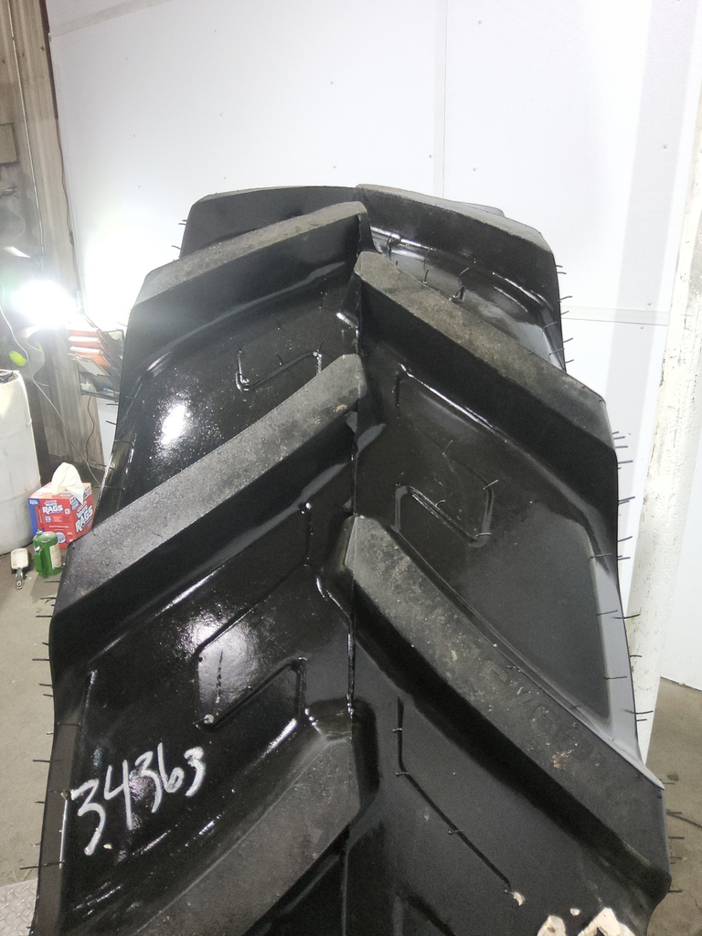 420/90R30 Titan Farm AgraEDGE R-1W 142D 95%