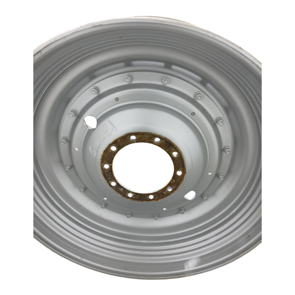 10-Hole Stub Disc Center for 46" Rim, Case IH Silver Mist