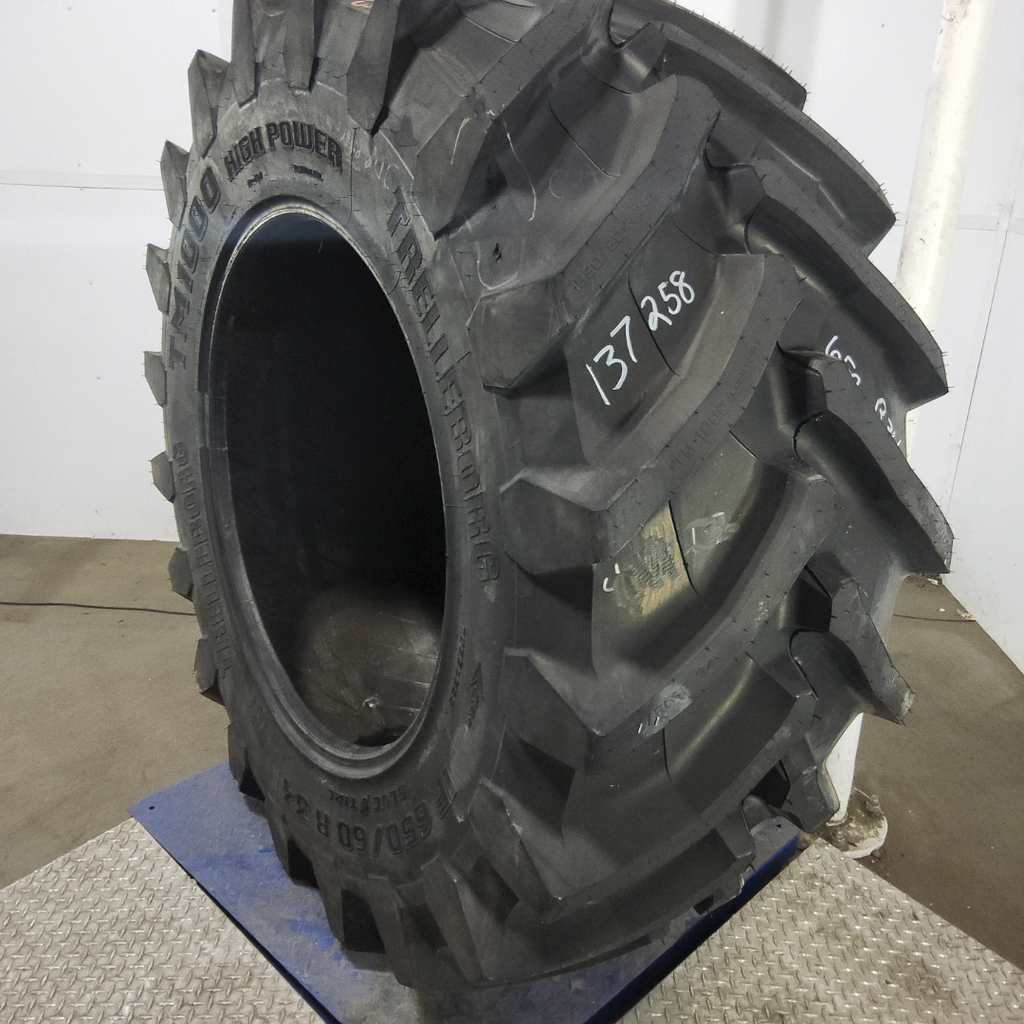 650/60R34 Trelleborg TM900 High Power R-1W 159D 99%