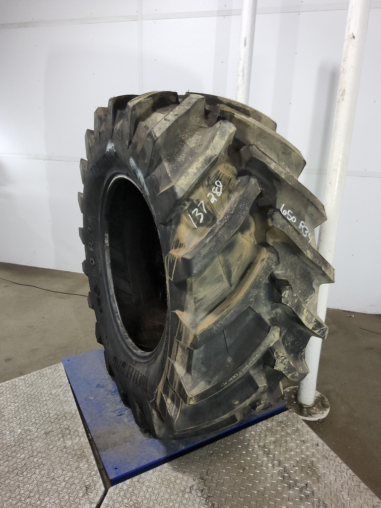 650/60R34 Trelleborg TM900 High Power R-1W 159D 99%