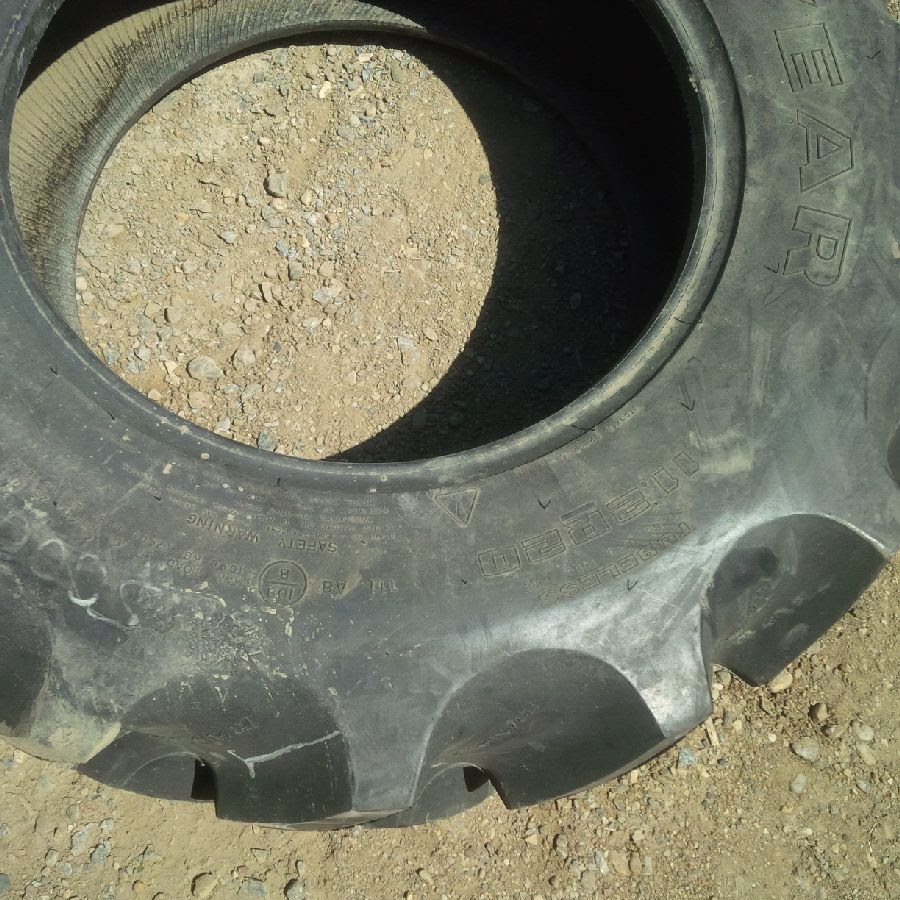 11.2/R20 Goodyear Farm Super Traction Radial R-1W 111 B 99%