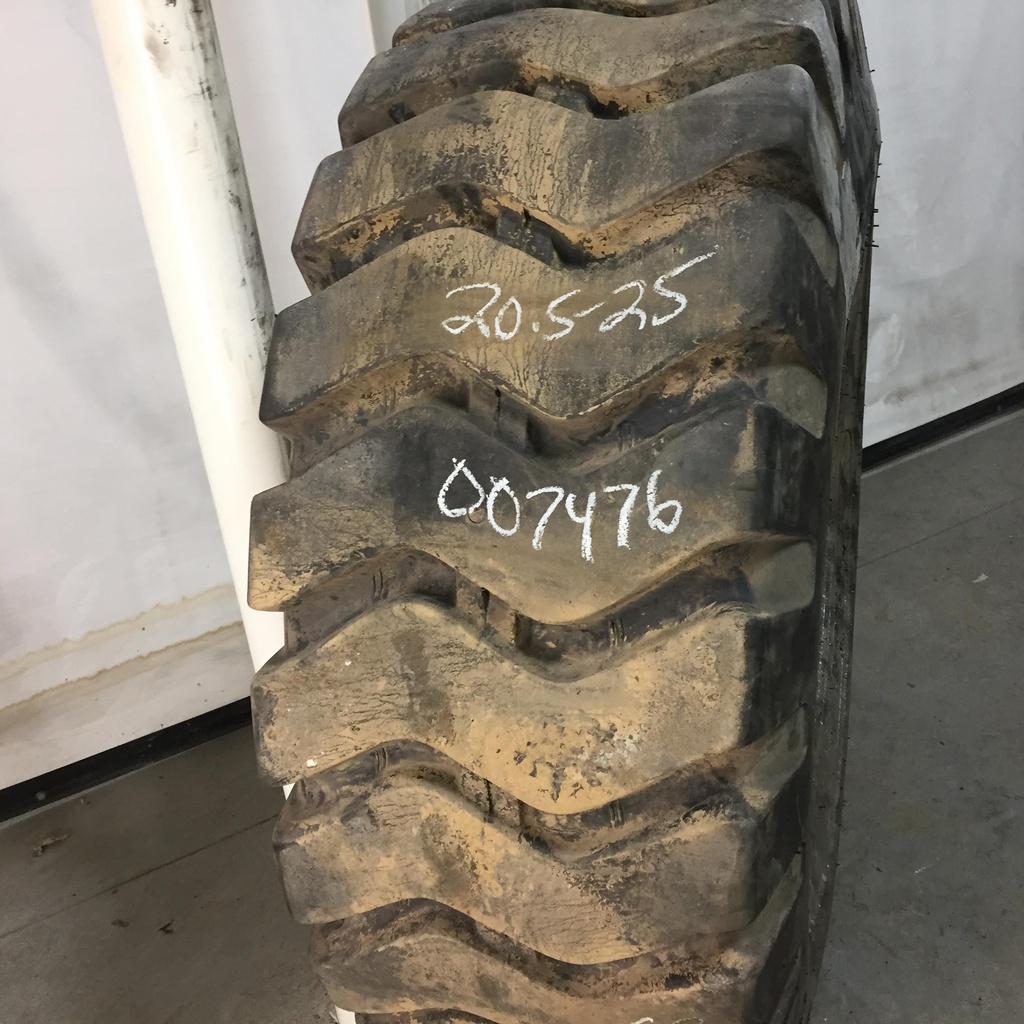 20.5/-25 Samson Rock Crusher Regular E-3/L-3, L (20 Ply) 95%