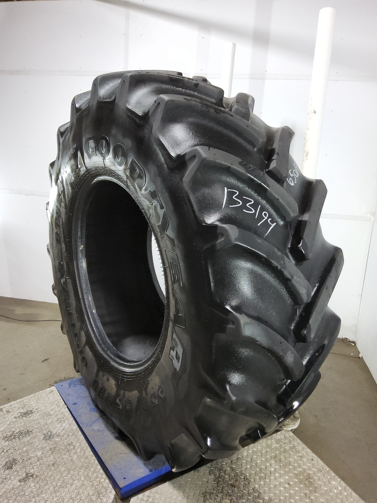 650/85R38 Goodyear Farm DT824 Optitrac R-1W 173A8 75%