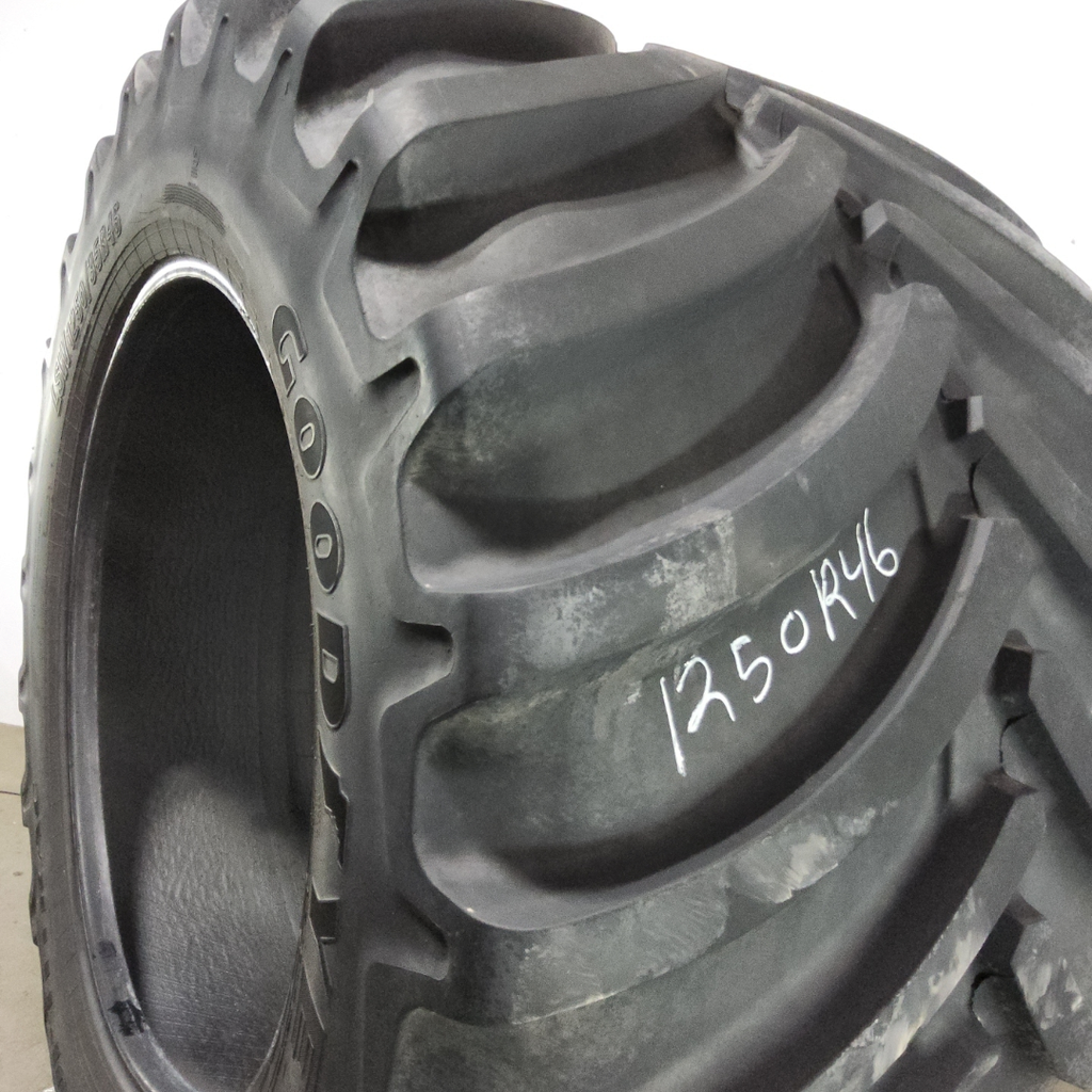 LSW1250/35R46 Goodyear Farm Optitrac R-1W 195D 80%