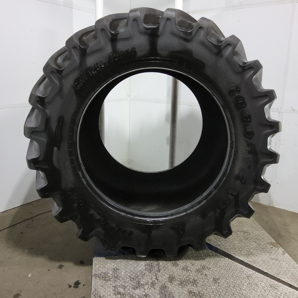 LSW1250/35R46 Goodyear Farm Optitrac R-1W 195D 80%