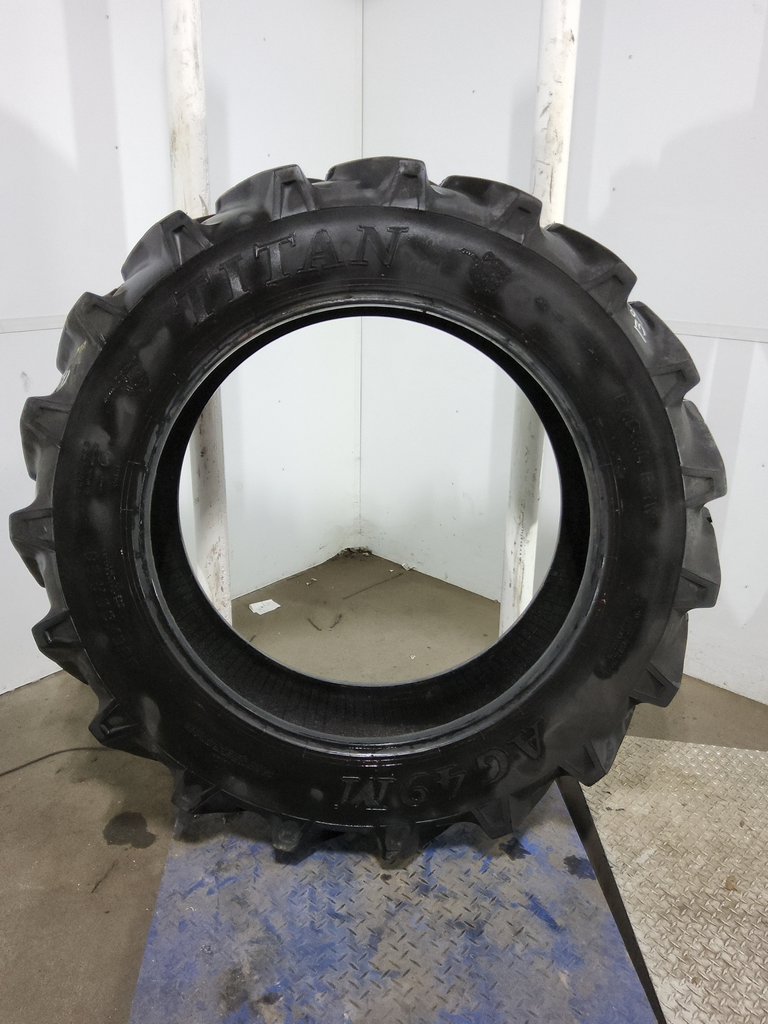 380/80R38 Titan Farm AG49M Radial R-1W 142B 75%