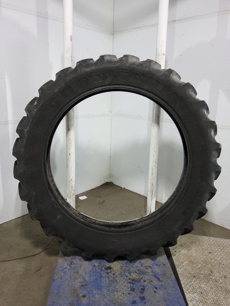 320/90R50 Goodyear Farm DT800 R-1W 147A8 95%