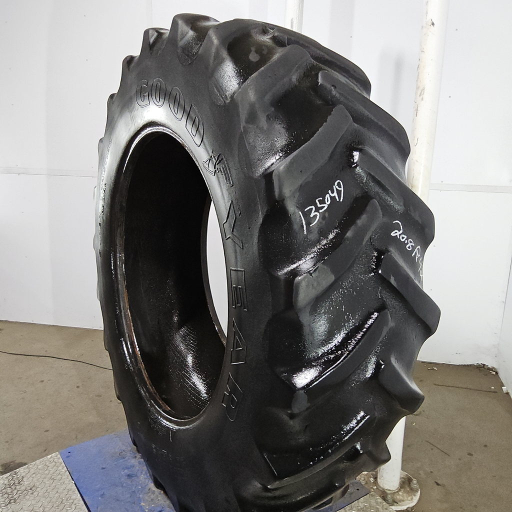 20.8R42 Goodyear Farm Super Traction Radial R-1W 155B 40%