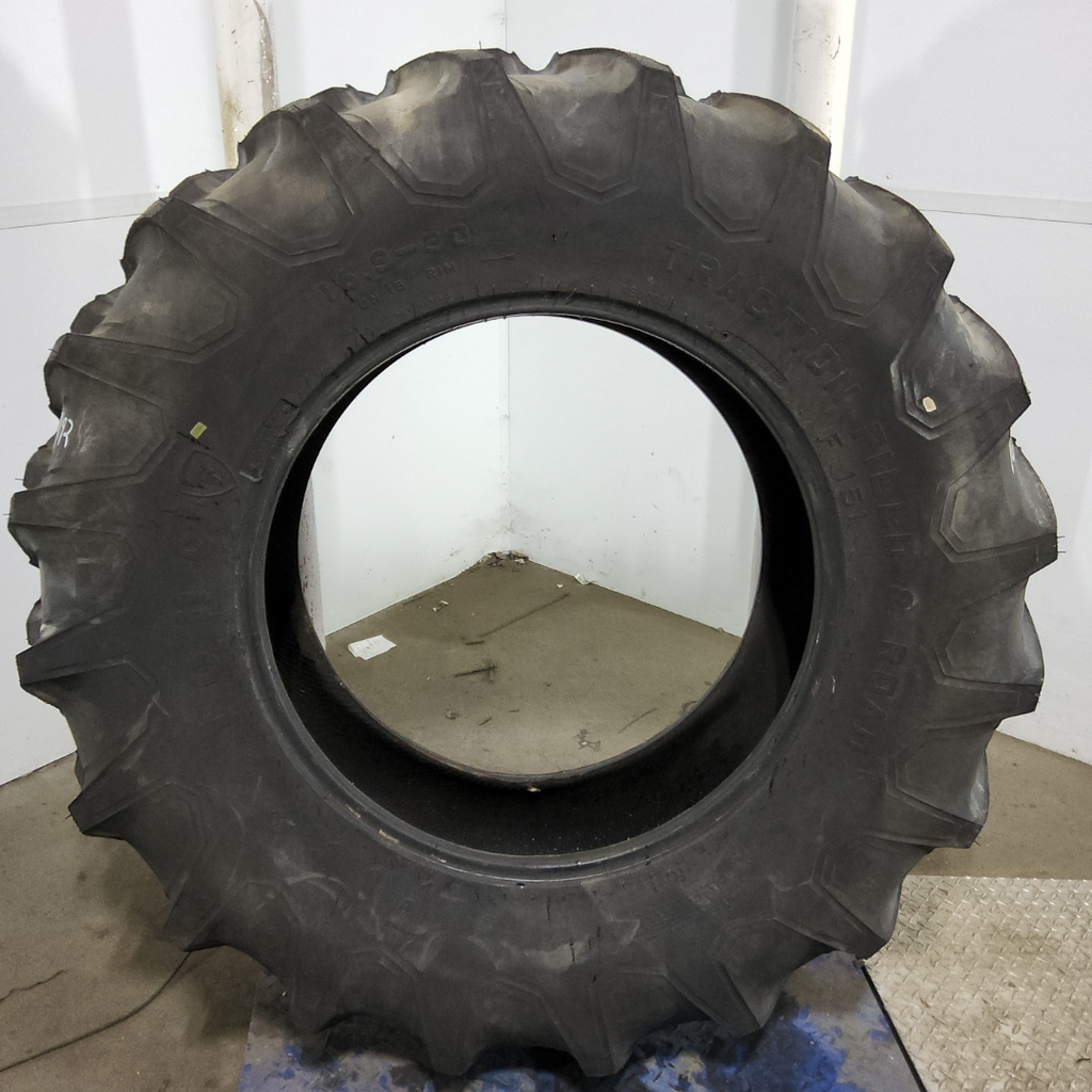 16.9-30 Firestone Super All Traction II 23 R-1 C (6 Ply), A8 99%