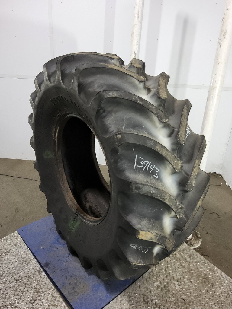 600/65R28 Firestone Radial All Traction DT R-1W