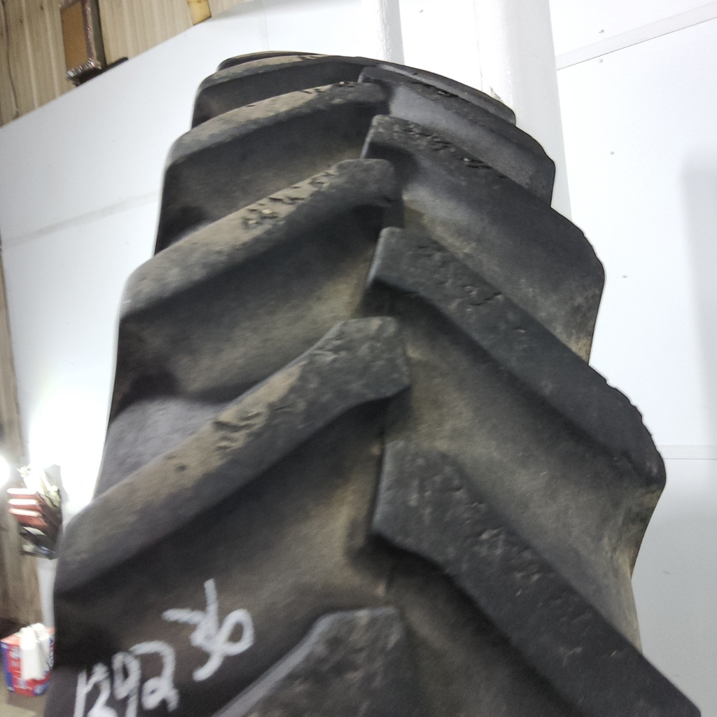 380/90R54 Titan Farm TT49V Radial R-1W 152A8 75%