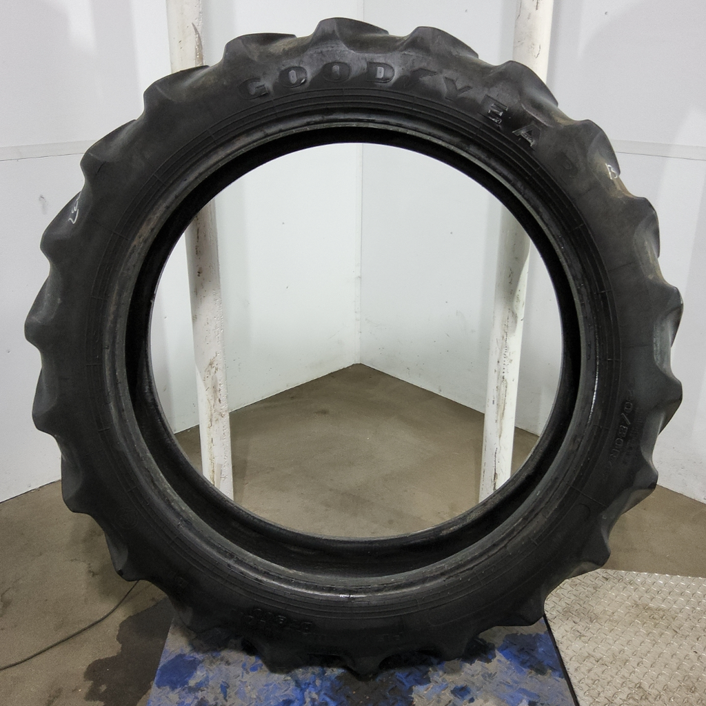 320/80R42 Goodyear Farm DT800 Super Traction R-1W 141A8 50%