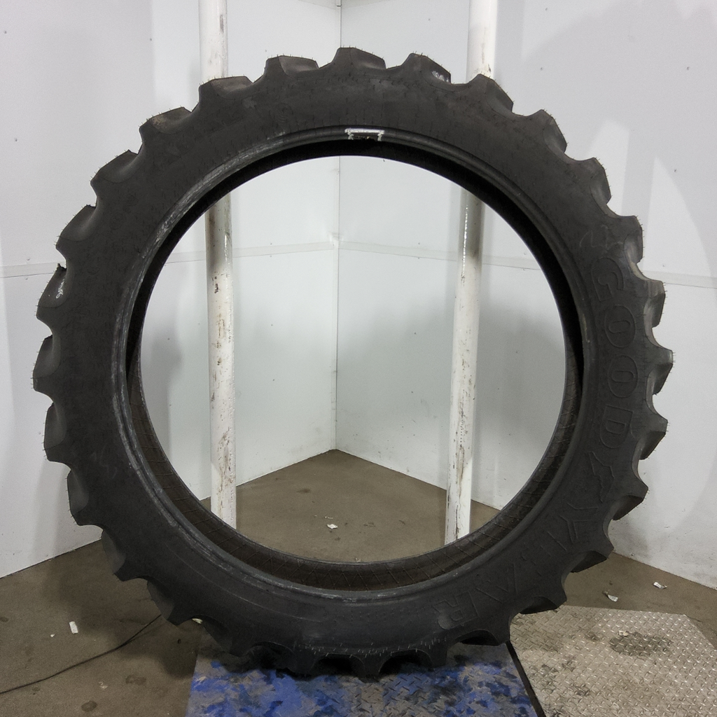 320/90R54 Goodyear Farm DT800 Super Traction R-1W 149A8 99%