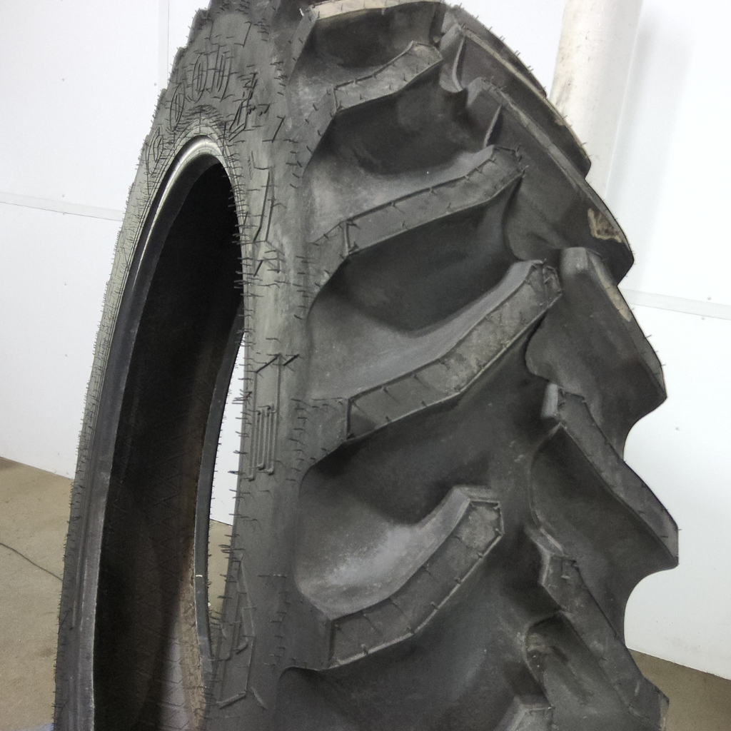 380/85R46 Goodyear Farm Dyna Torque Radial R-1 147A8 99%