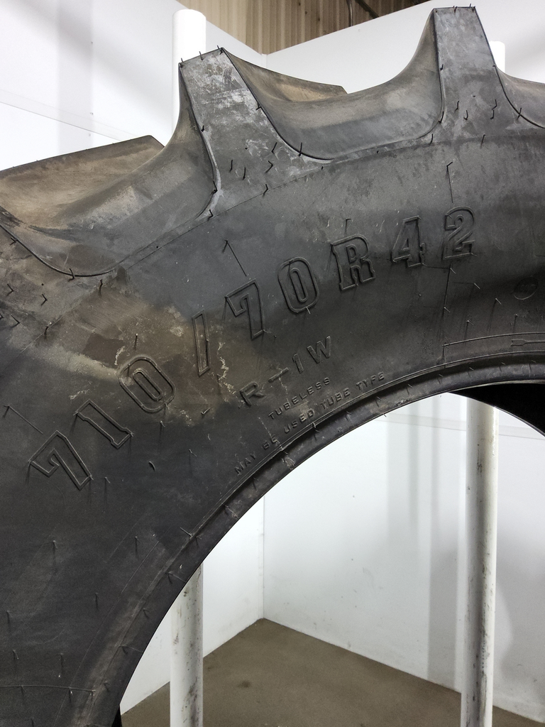 710/70R42 Firestone Radial All Traction DT R-1W 168B 99%