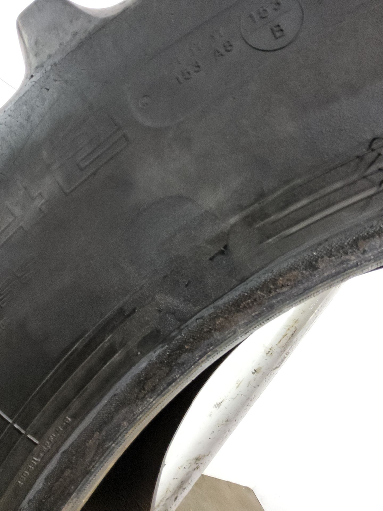 18.4R42 Goodyear Farm Dyna Torque Radial R-1 153A8 45%