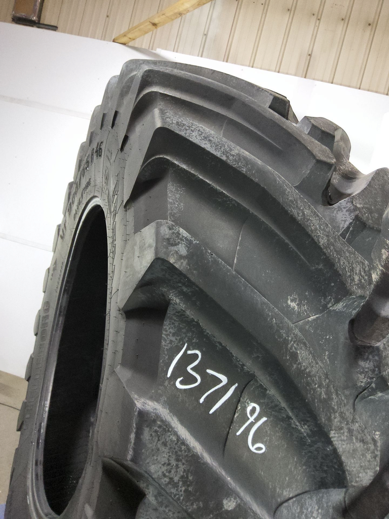 VF900/65R46 Trelleborg TM1000 High Power R-1W 193D/190E 85%