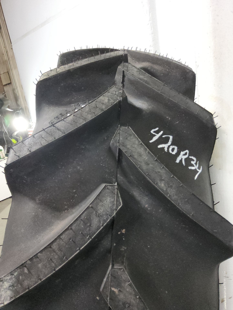 420/85R34 Goodyear Farm Optitrac R-1W
