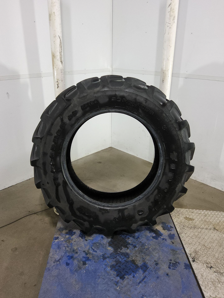 320/85R28 Firestone Performer 85 Extra R-1W