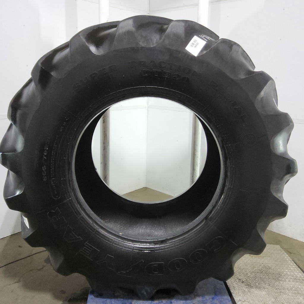 800/70R38 Goodyear Farm DT820 Super Traction R-1W 173A8 65%