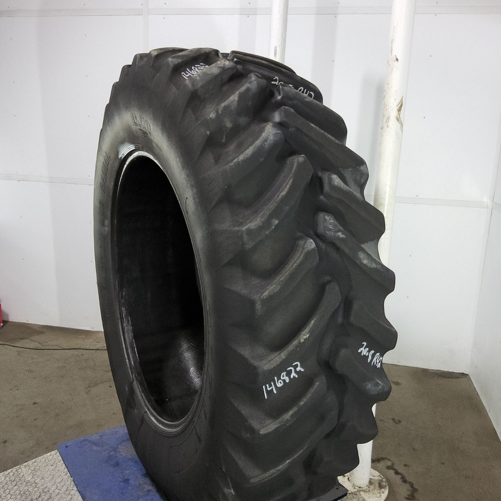 520/85R42 Titan Farm Hi Traction Lug Radial R-1 155A8 60%