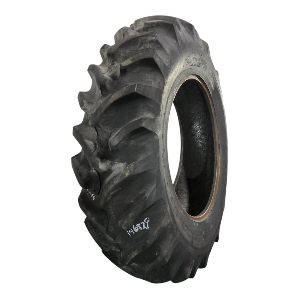 18.4-38 Power Mark L/S Rear Trac R-1 D (8 Ply), 85%