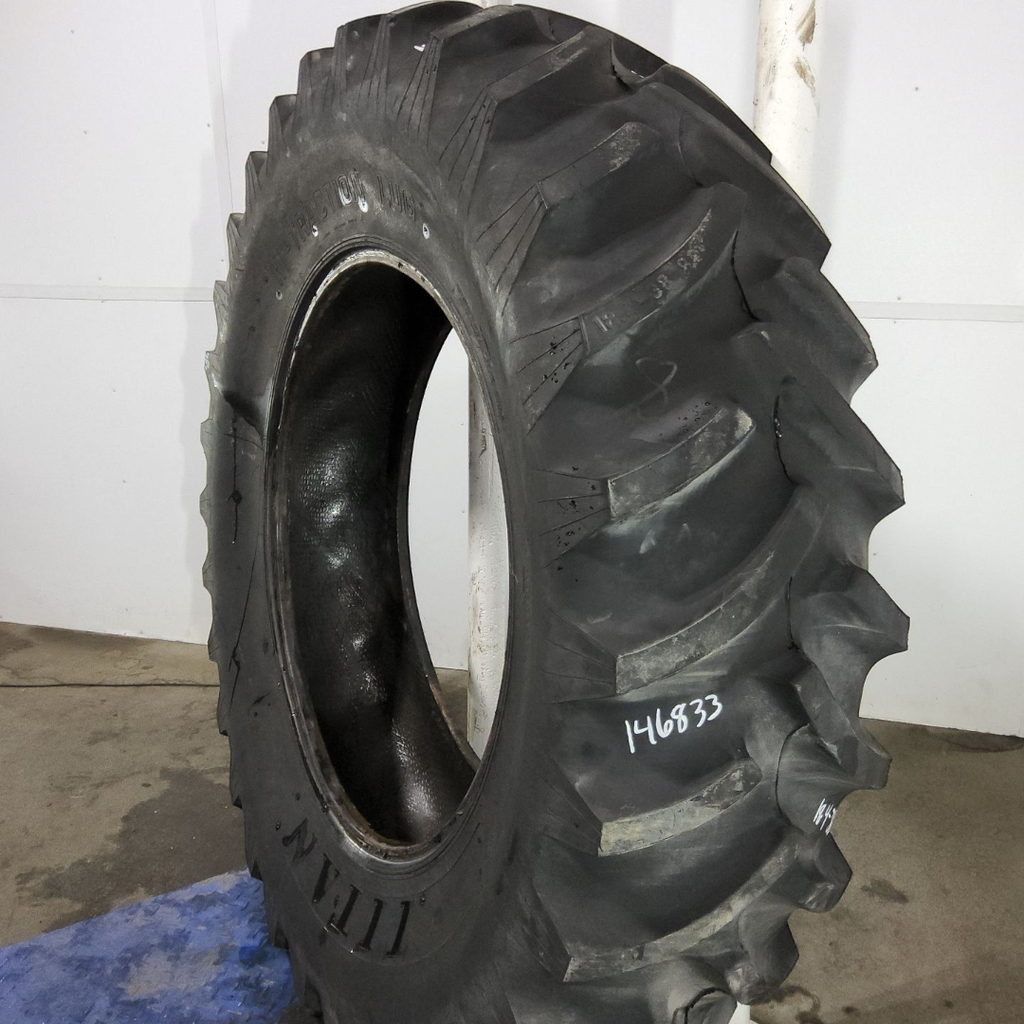 18.4-38 Titan Farm Hi Traction Lug R-1 D (8 Ply), 80%