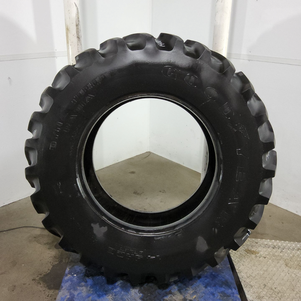 14.9R28 Goodyear Farm Dyna Torque Radial R-1 133A8 90%