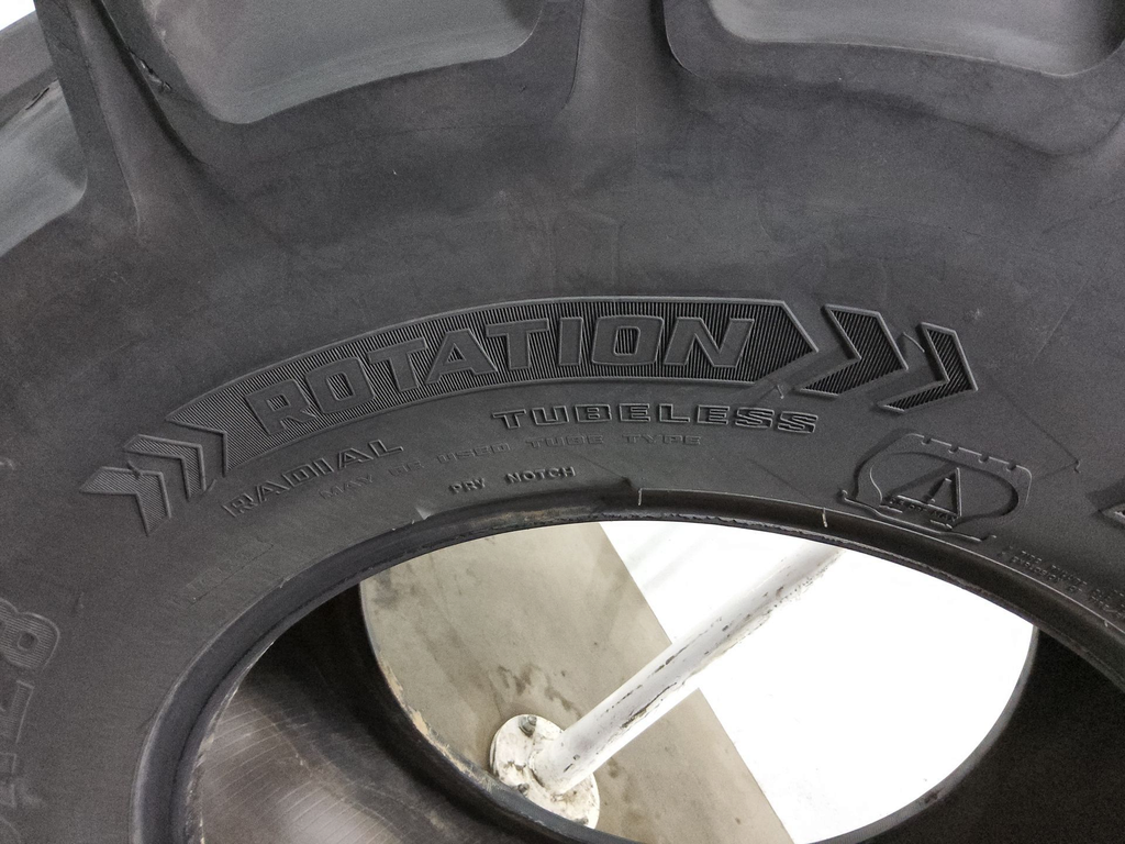 480/70R28 Goodyear Farm DT812 Optitrac R-1W 140B 85%