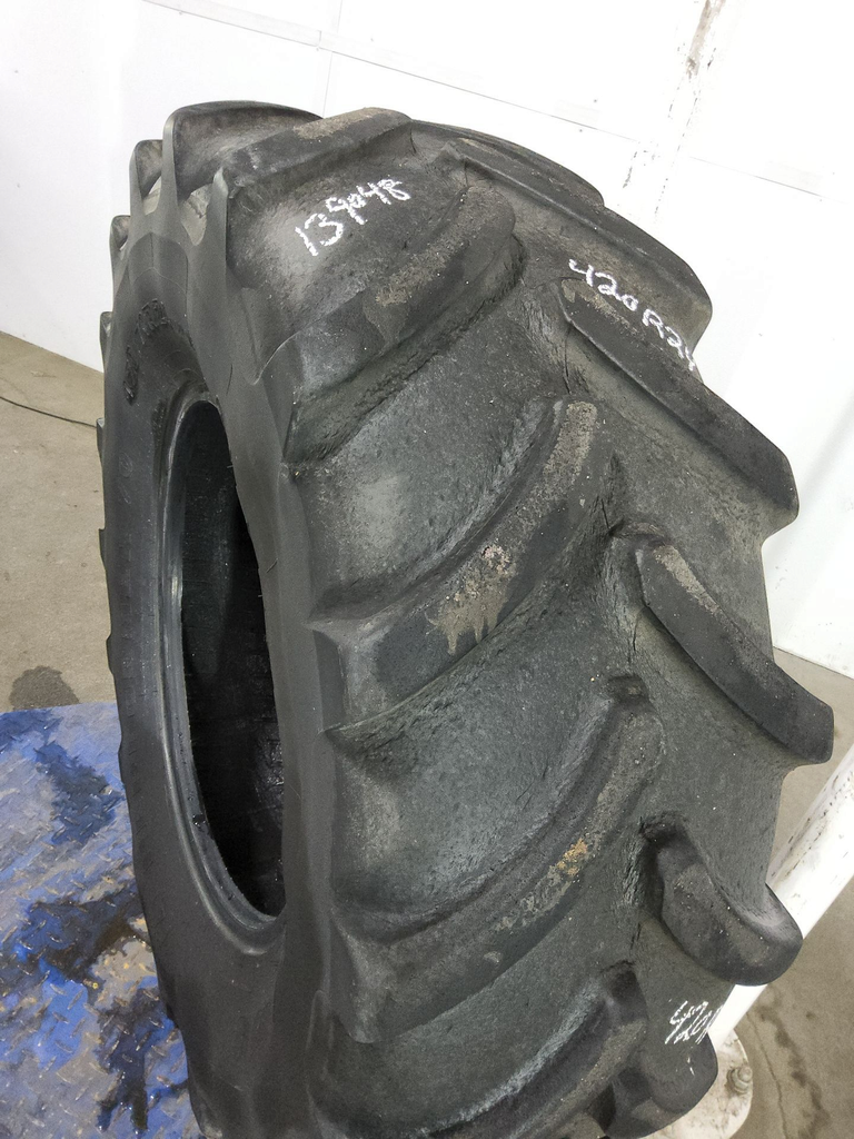 420/70R24 Firestone Performer 70 Extra R-1W