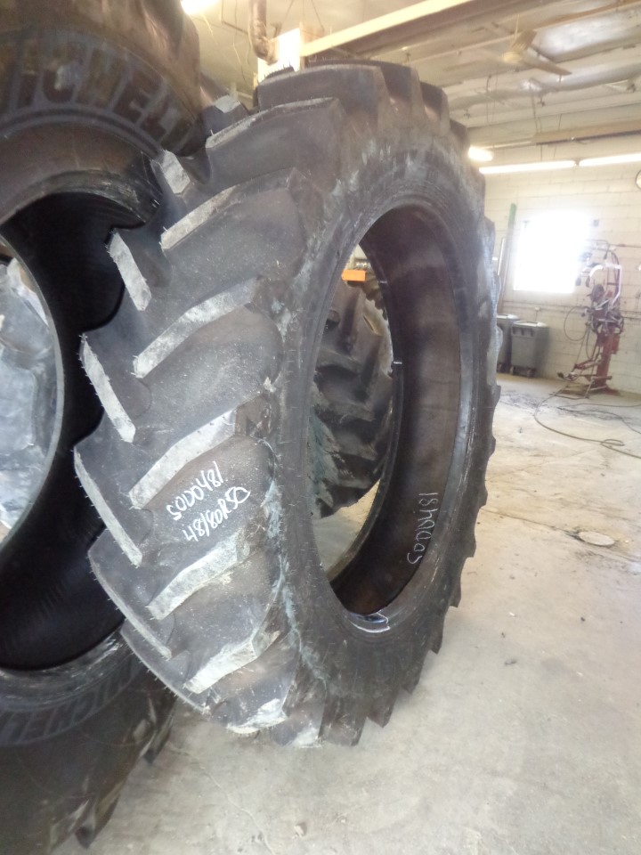 480/80R50 Goodyear Farm DT800 Super Traction R-1W 176 B 80%