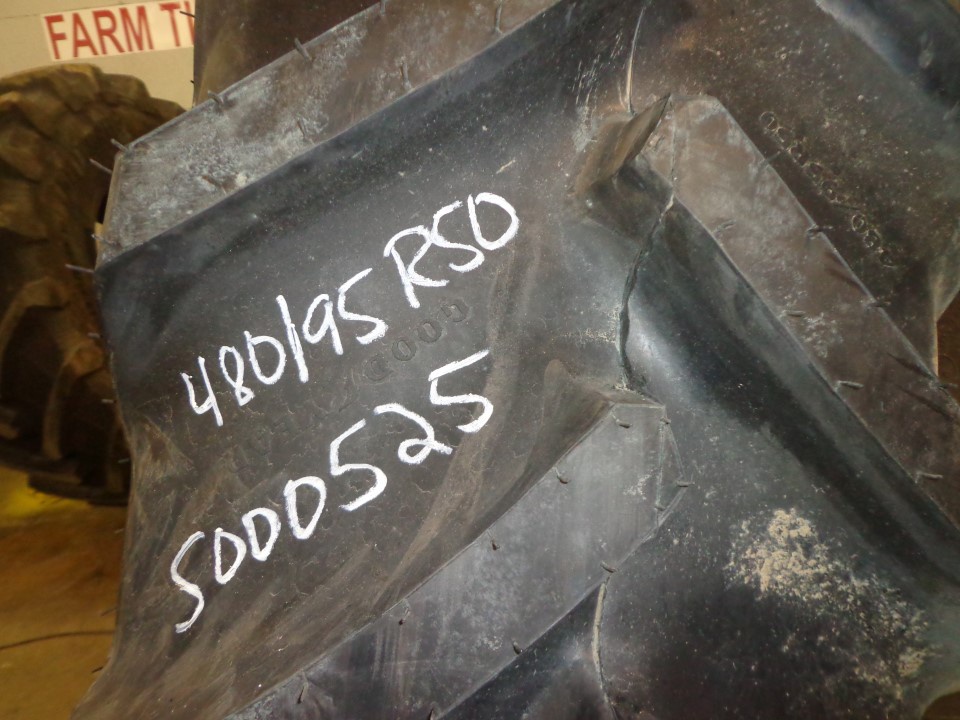 480/95R50 Goodyear Farm DT800 Optitrac R-1W 164 B 99%