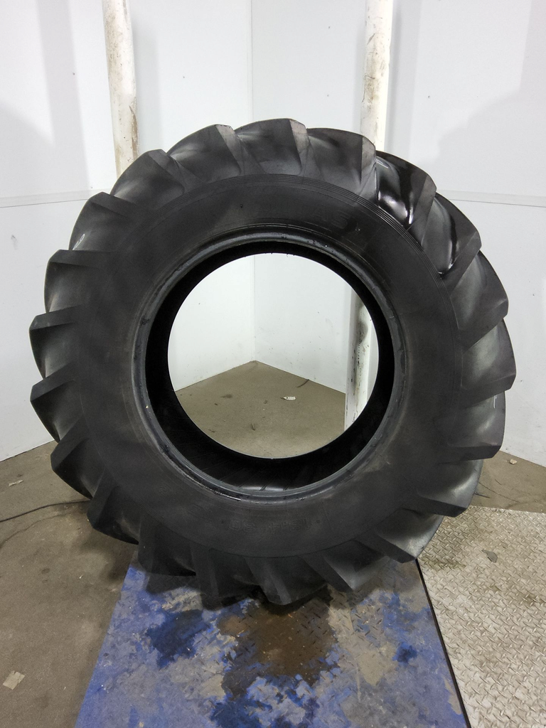 18.4-30 Mitas TD-13 Drive R-1 D (8 Ply)