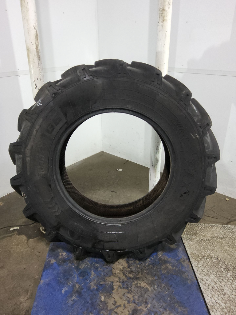 380/85R28 Titan Farm AgraEDGE R-1W 133D 85%