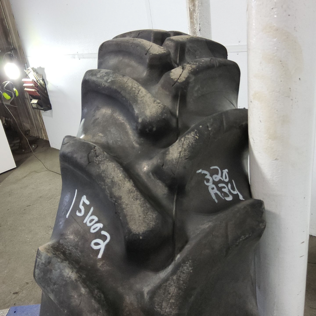 320/85R34 Firestone Radial 9000 R-1W 133B